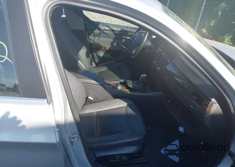 2010 BMW 335I xDrive z USA, uszkodzony, nr VIN WBAPL3C54AA407942